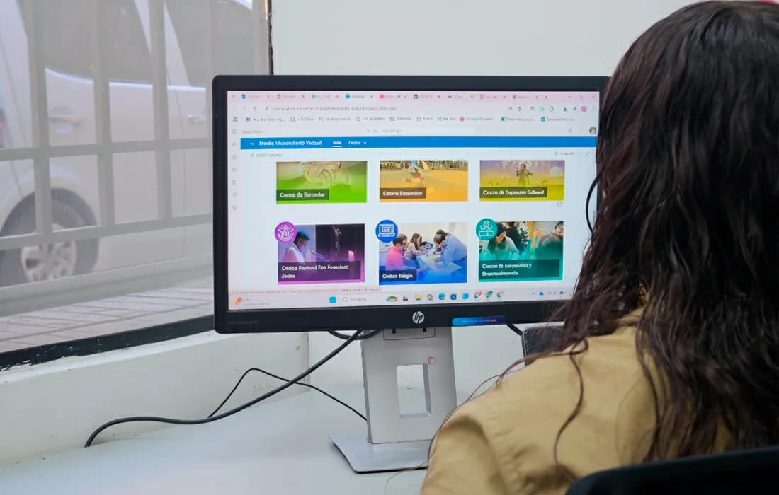 Javeriana Cali lanza un nuevo espacio digital para fortalecer la experiencia de sus estudiantes virtuales 