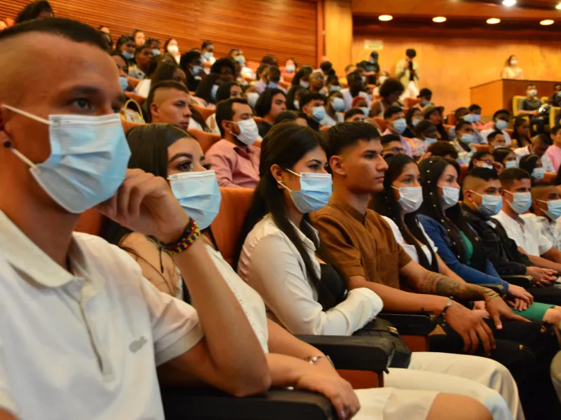 Se gradúa la primera Cohorte de Tesos por el Ambiente